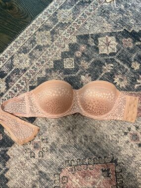 True & Co. Strapless bra